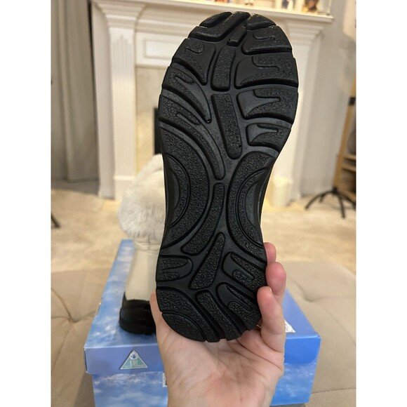 Easy Street Women Fur Cuff Winter Ankle Booties Frosty Size US 7M Winter White - Picture 7 of 10